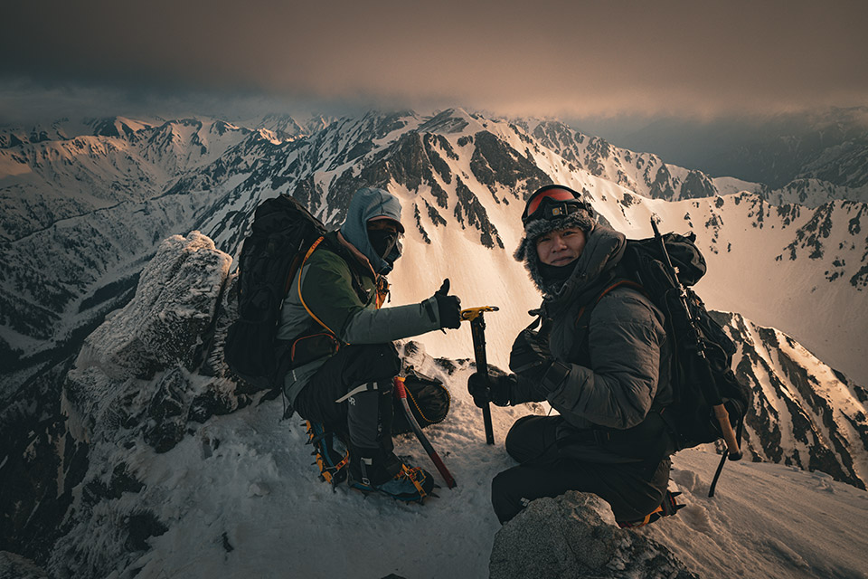 井上浩輝賞カメラ部門　山男熊五郎さんの作品「友達との共有」