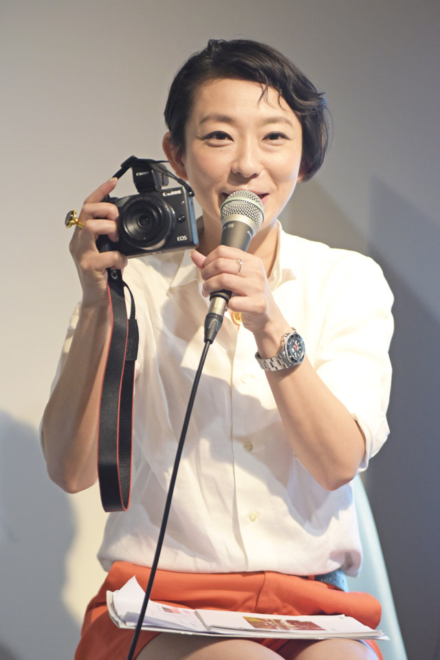 東京カメラ部2015写真展キヤノントークショーイベント「街スナップ写真のススメ EOS M3で撮った人のいる風景」鶴巻育子