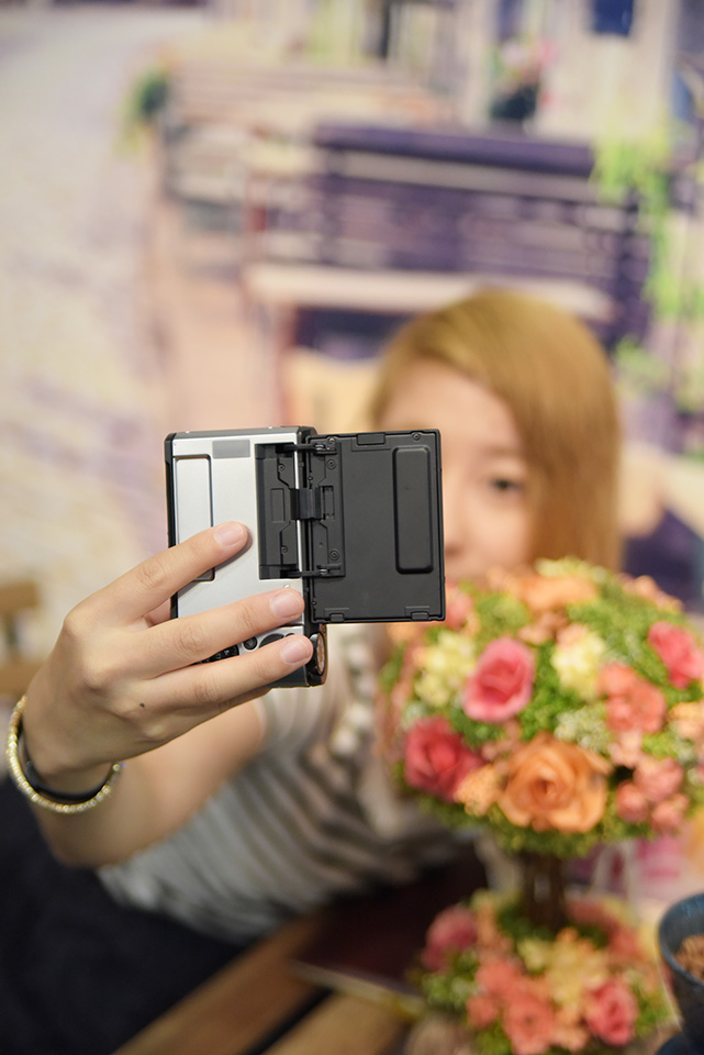 東京カメラ部2015写真展 カシオ計算機 ブースレポート 「EXILIM 自分撮り Cafe」