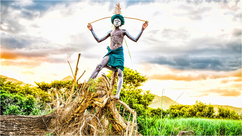 ヨシダナギ × 旅する鈴木トークショー「撮りたい。という衝動 ～ヨシダ、裸でアフリカをゆく出版記念～」