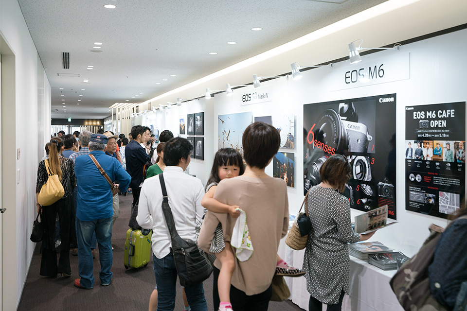 写真展の様子：東京カメラ部2017写真展