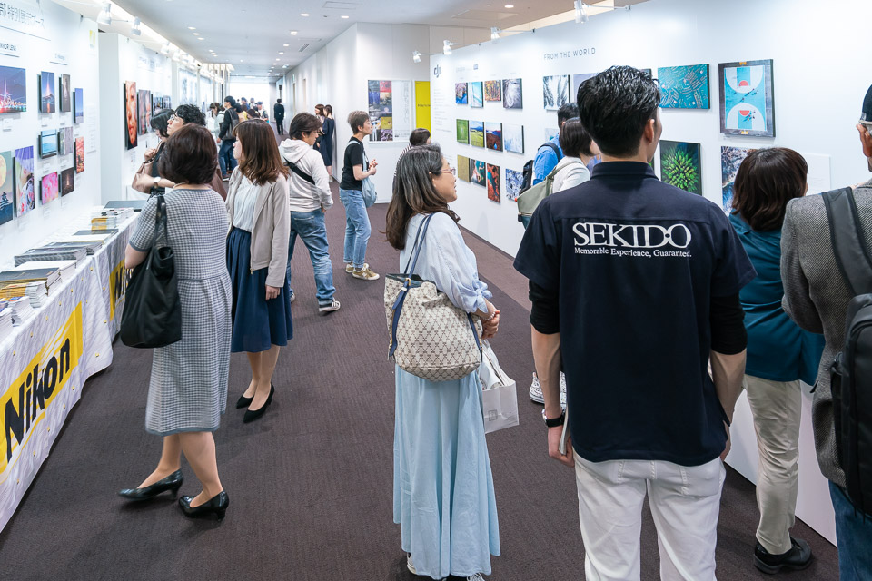 写真展の様子：東京カメラ部2018写真展