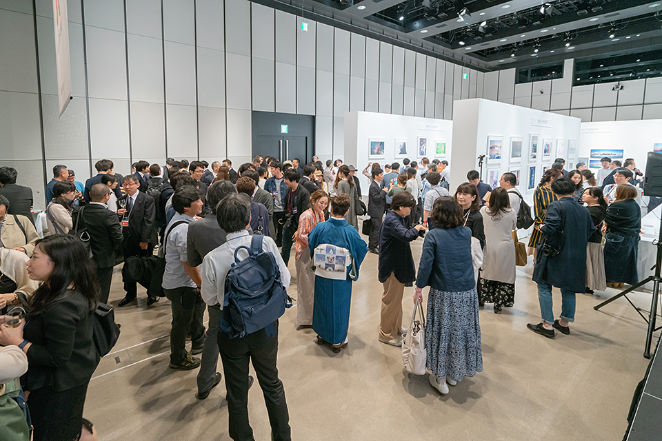 レセプションの様子：東京カメラ部2018写真展