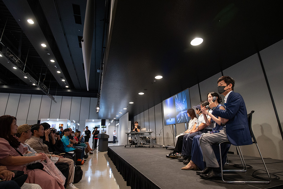 東京カメラ部【東京カメラ部2024写真展】カウントダウントークショー「この世界とともに。」