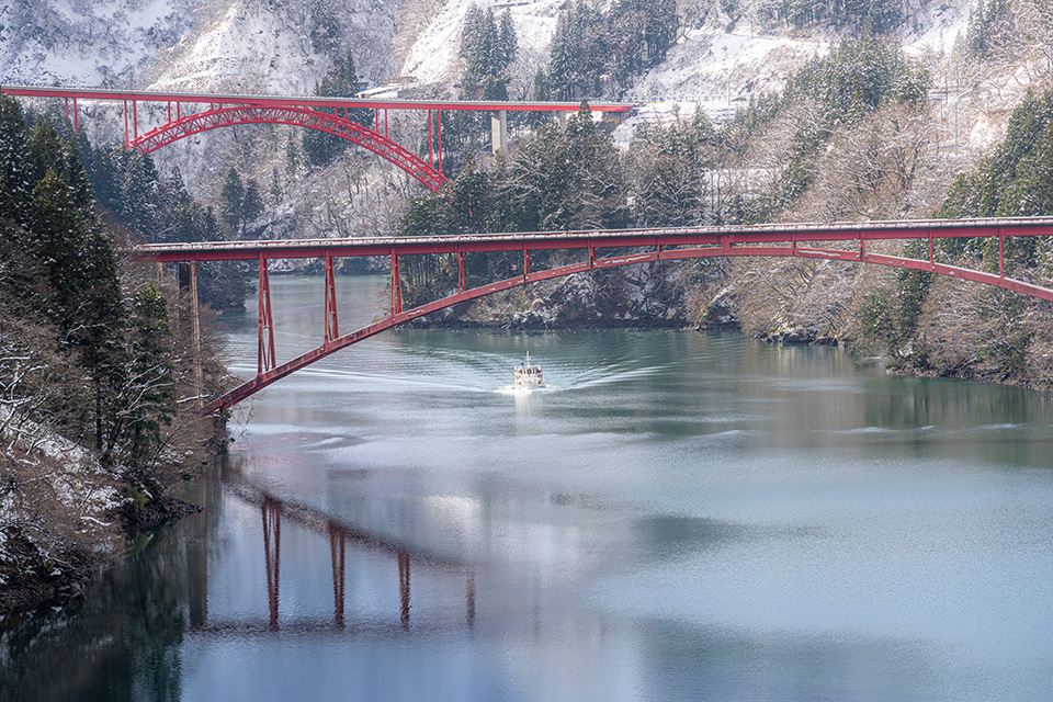「庄川峡」の作品