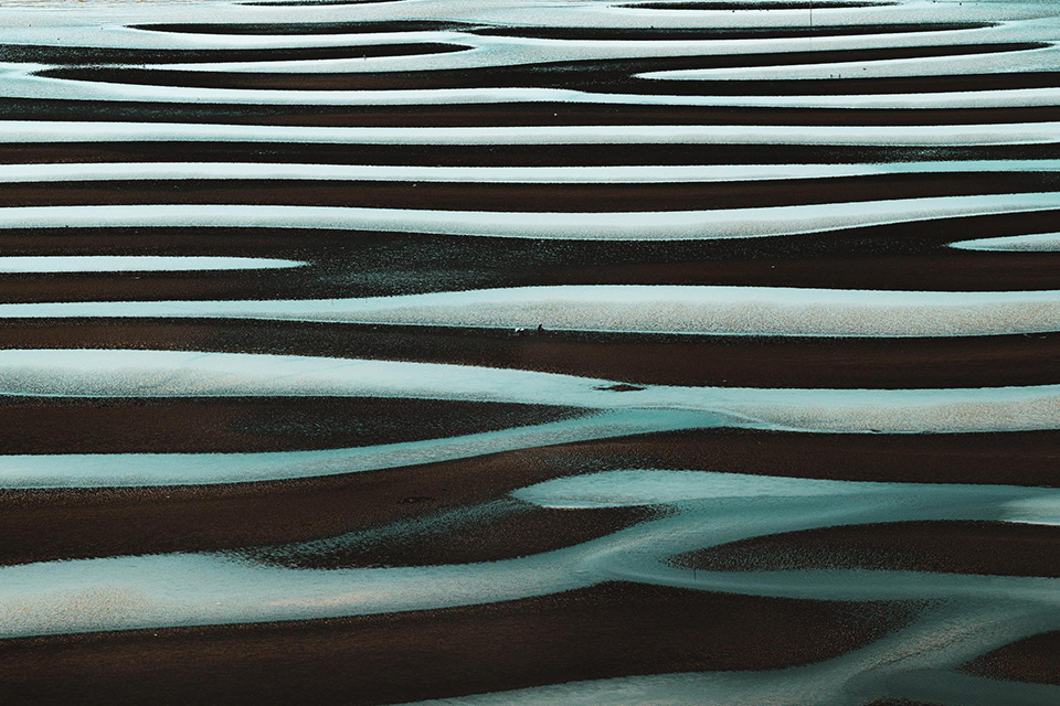 「御輿来海岸」の作品